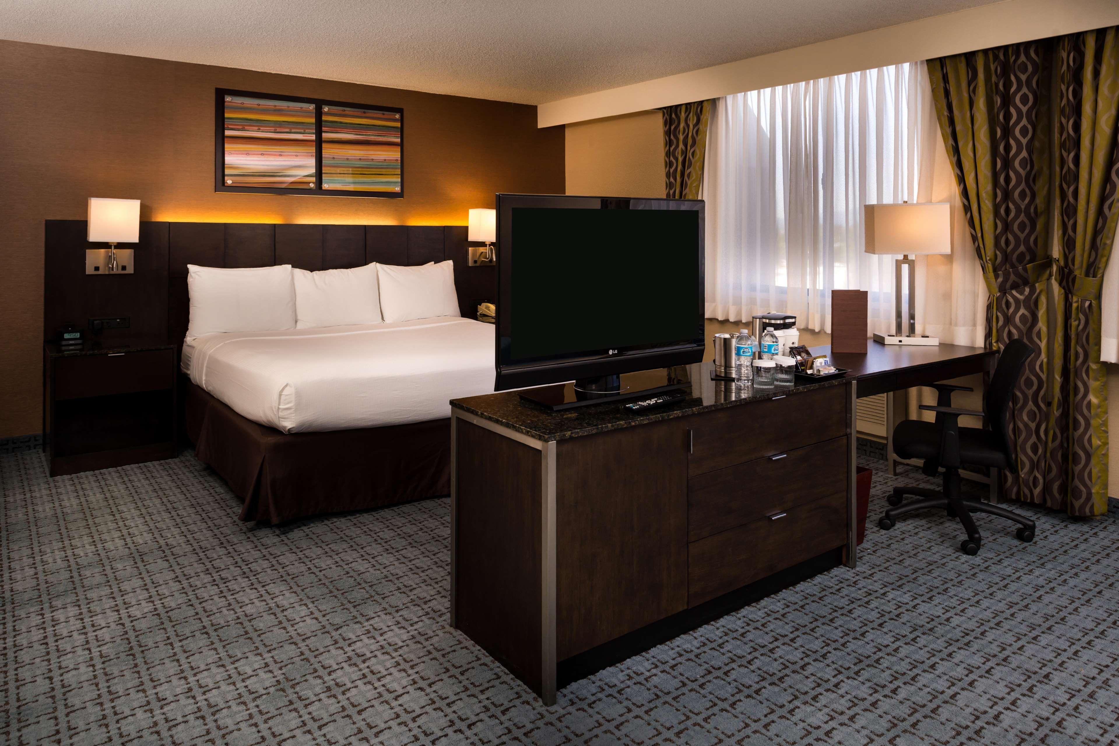 Doubletree By Hilton Whittier Hotel Phòng bức ảnh