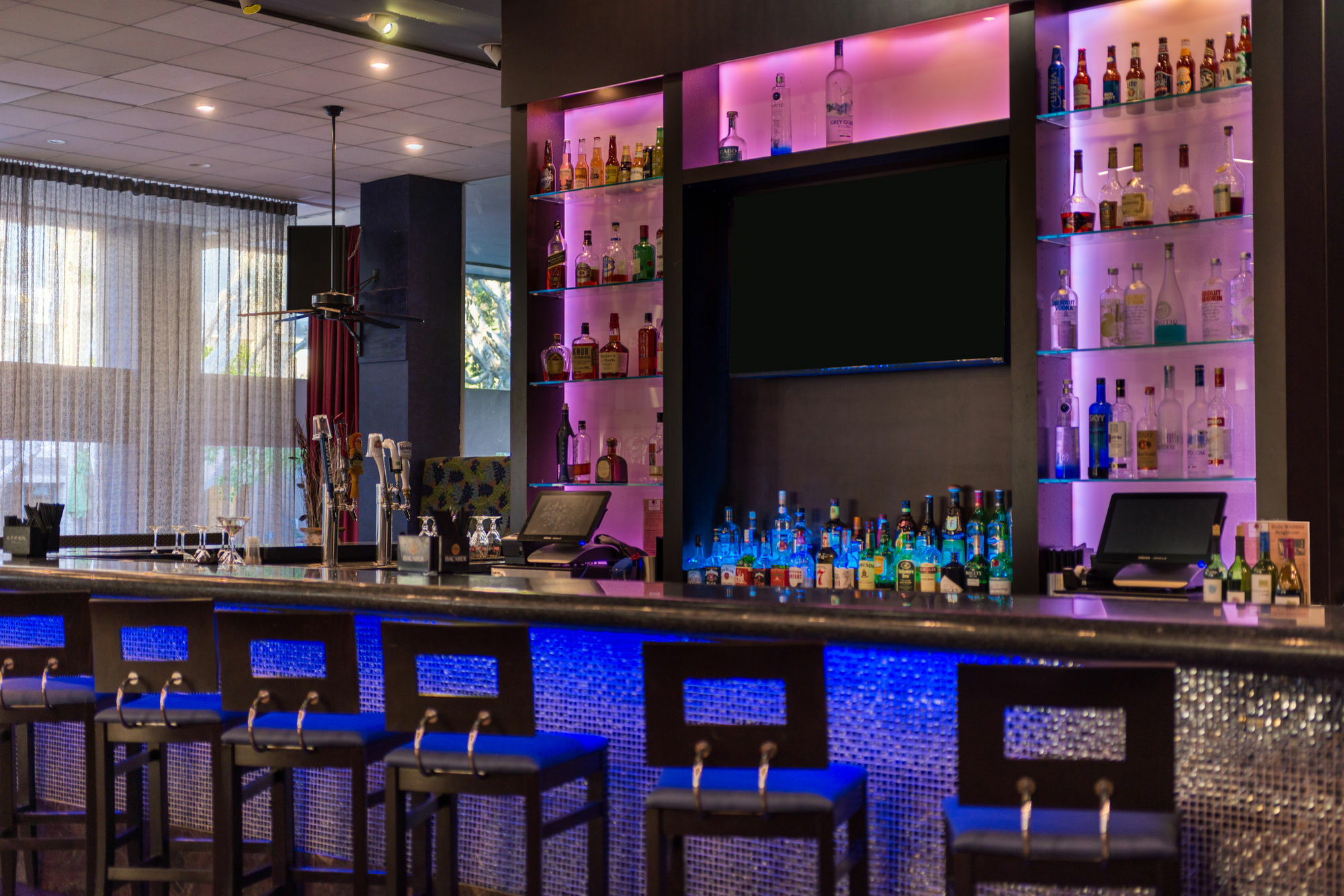 Doubletree By Hilton Whittier Hotel Ngoại thất bức ảnh